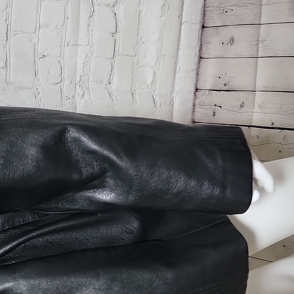 Leather jacket size large - Picture 4 of 7